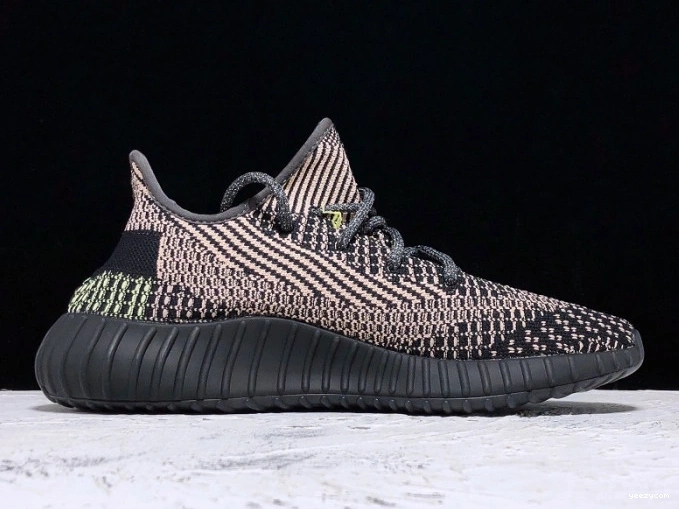 350 Adidas Yeezy FW5190 Boost V2 